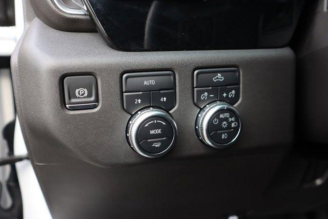 Photo of 2024 Summit White GMC Sierra 1500