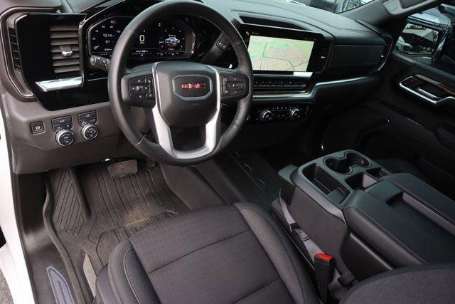Photo of 2024 Summit White GMC Sierra 1500