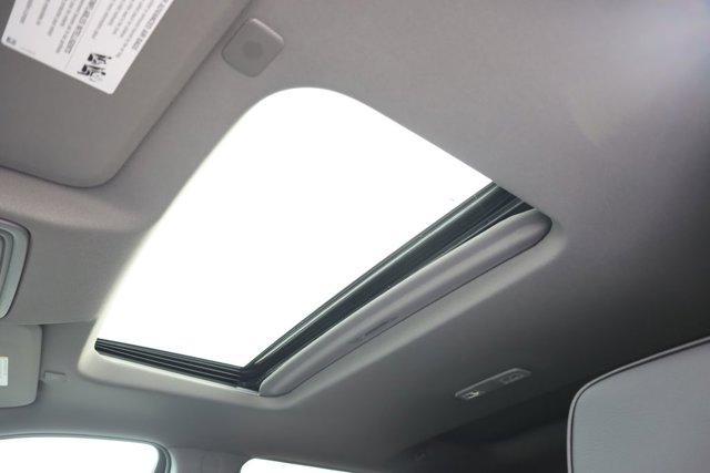 Photo of 2025 White Frost Tri-Coat GMC Sierra 2500