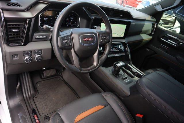 Photo of 2025 Summit White GMC Sierra 1500