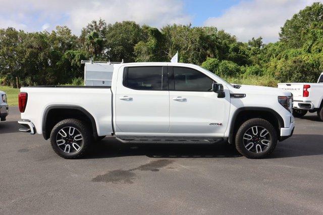 Photo of 2025 Summit White GMC Sierra 1500
