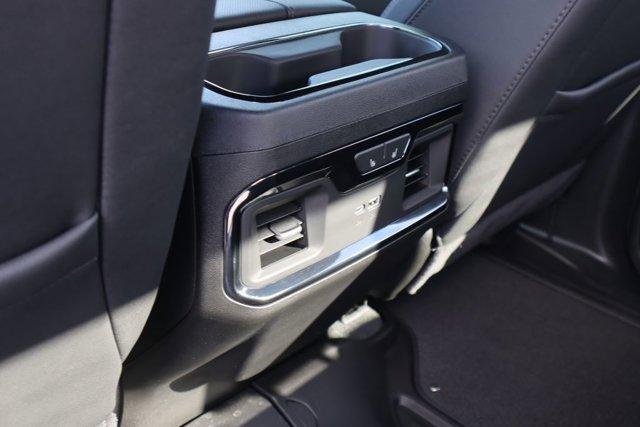 Photo of 2025 Summit White GMC Sierra 1500