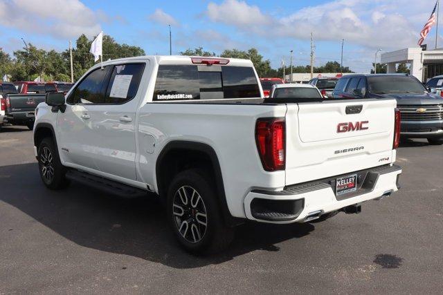 Photo of 2025 Summit White GMC Sierra 1500