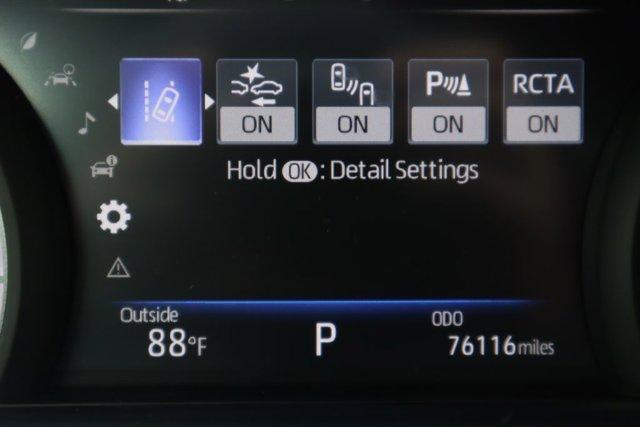 Photo of 2021 White Toyota Venza