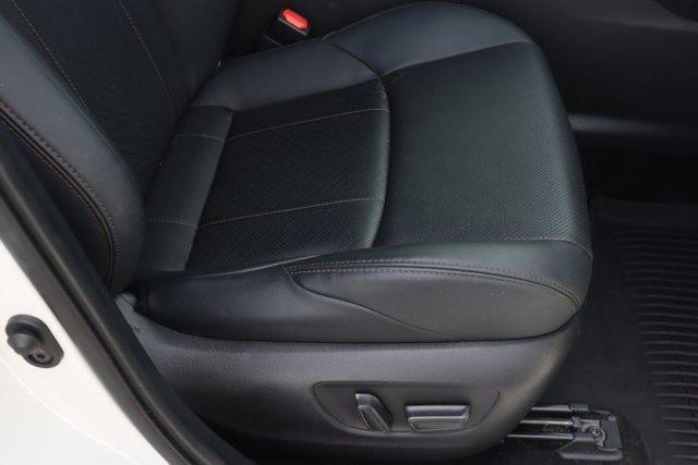Photo of 2021 White Toyota Venza