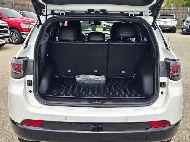 Photo of 2024 Bright White Clearcoat Jeep Compass