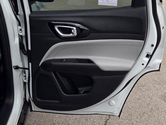 Photo of 2024 Bright White Clearcoat Jeep Compass