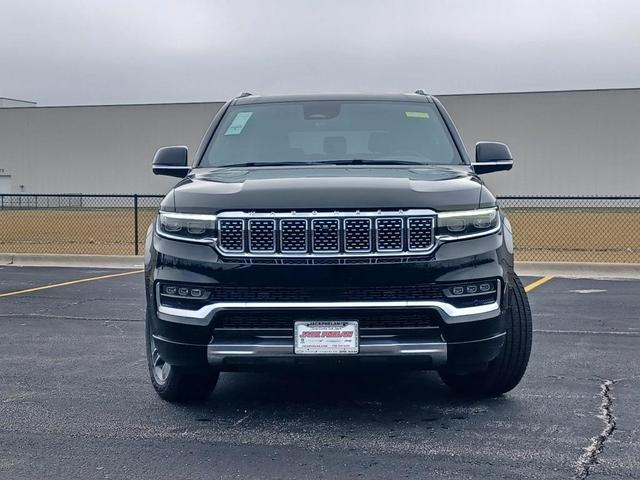 Photo of 2024 Diamond Black Crystal Pearlcoat Jeep Grand Wagoneer L