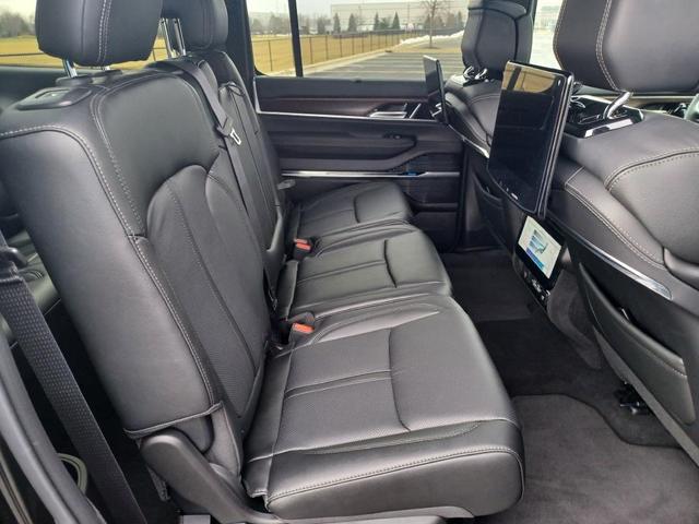 Photo of 2024 Diamond Black Crystal Pearlcoat Jeep Grand Wagoneer L