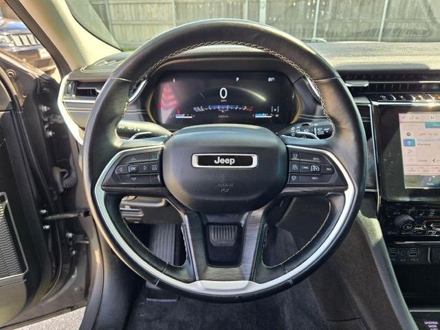 Photo of 2021 Baltic Gray Metallic Clearcoat Jeep Grand Cherokee L