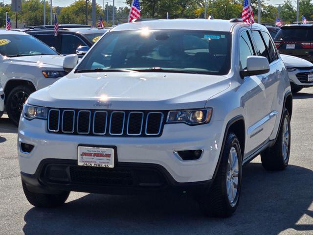 Photo of 2021 Bright White Clearcoat Jeep Grand Cherokee