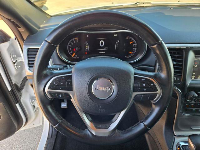 Photo of 2021 Bright White Clearcoat Jeep Grand Cherokee