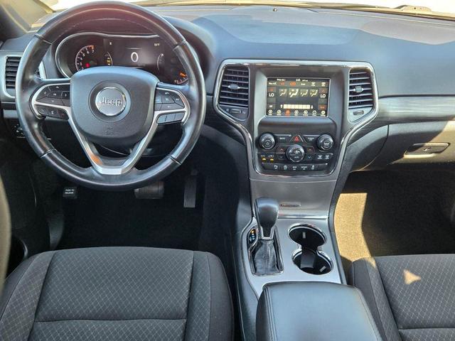 Photo of 2021 Bright White Clearcoat Jeep Grand Cherokee