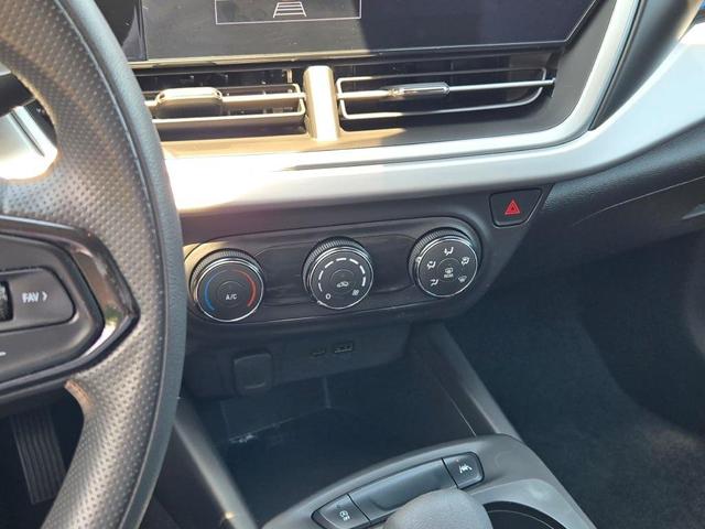Photo of 2024 Summit White Chevrolet Trax