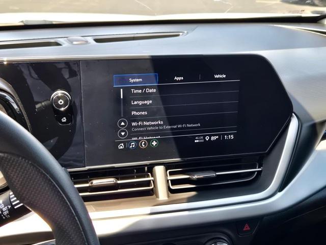 Photo of 2024 Summit White Chevrolet Trax