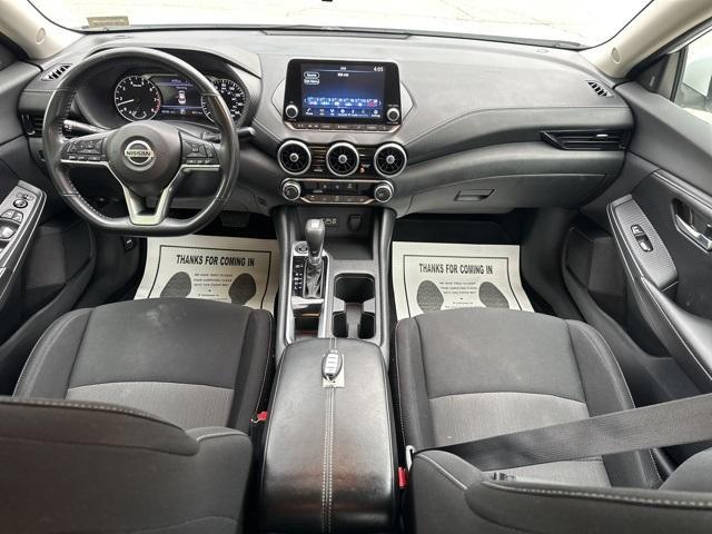 Photo of 2022 Cloud White Nissan Sentra