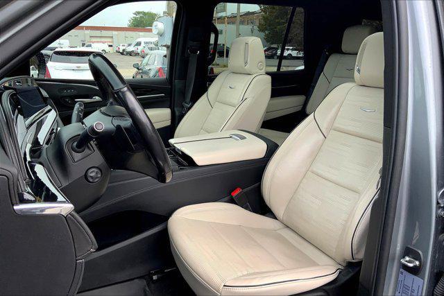 Photo of 2023 Argent Silver Metallic Cadillac Escalade