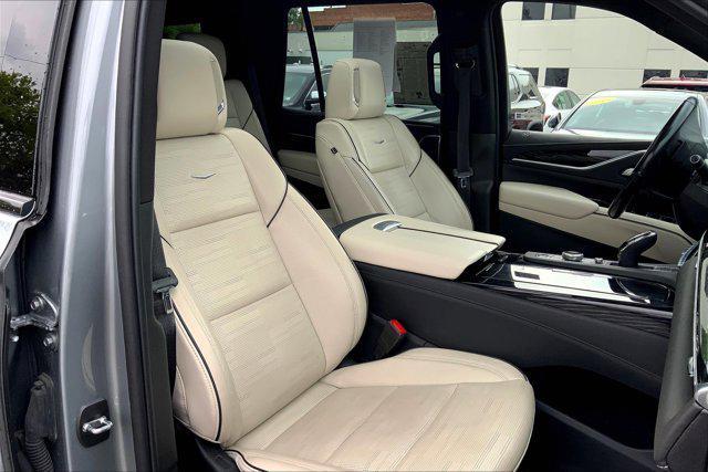 Photo of 2023 Argent Silver Metallic Cadillac Escalade