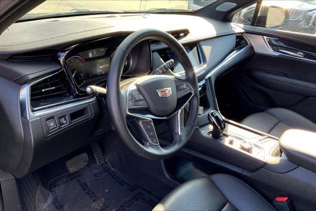 Photo of 2025 Stellar Black Metallic Cadillac XT5