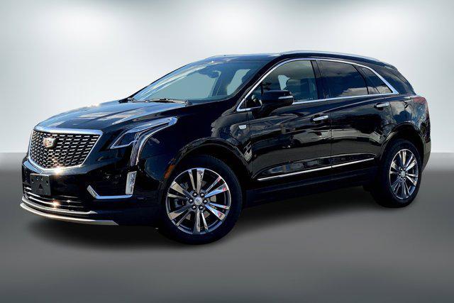 Photo of 2025 Stellar Black Metallic Cadillac XT5