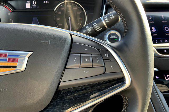 Photo of 2025 Stellar Black Metallic Cadillac XT5