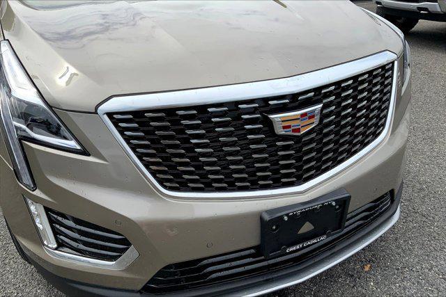 Photo of 2022 Latte Metallic Cadillac XT5