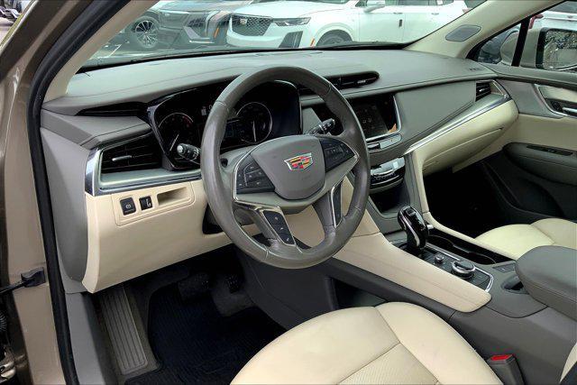 Photo of 2022 Latte Metallic Cadillac XT5