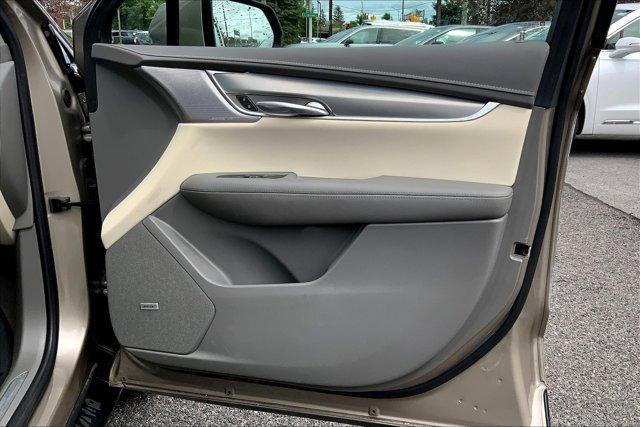 Photo of 2022 Latte Metallic Cadillac XT5