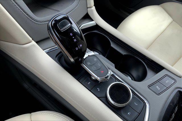 Photo of 2022 Latte Metallic Cadillac XT5