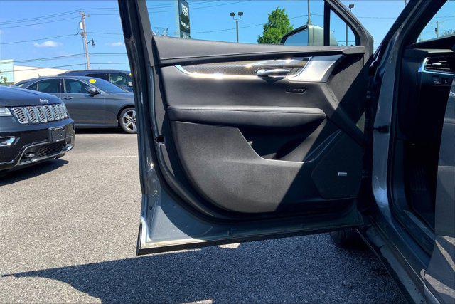 Photo of 2020 Satin Steel Metallic Cadillac XT5
