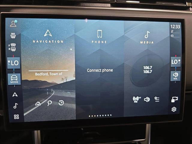 Photo of 2025 Santorini Black Metallic Land Rover Range Rover