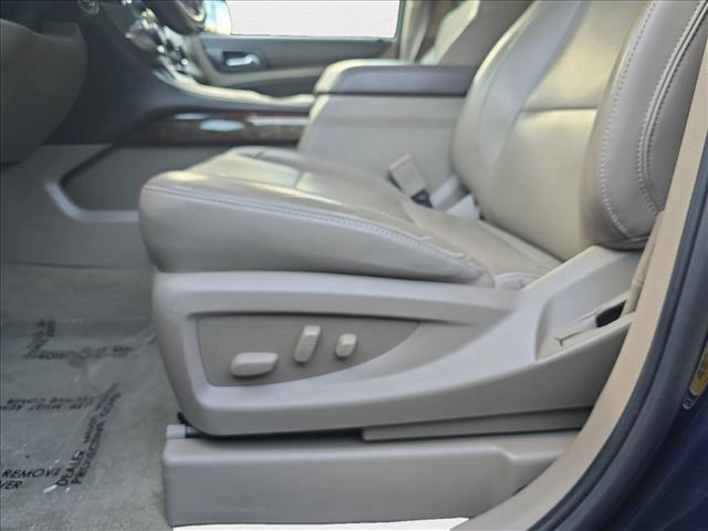Photo of 2018 Blue Velvet Metallic Chevrolet Tahoe