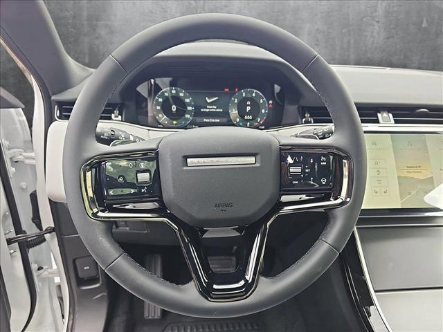 Photo of 2026 Fuji White Land Rover Range Rover Evoque