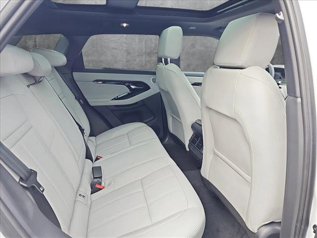 Photo of 2026 Fuji White Land Rover Range Rover Evoque