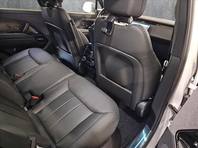 Photo of 2025 Borasco Grey Metallic Land Rover Range Rover Sport