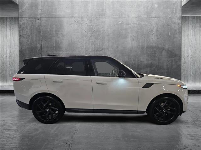 Photo of 2025 Borasco Grey Metallic Land Rover Range Rover Sport