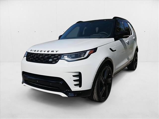 Photo of 2024 Fuji White Land Rover Discovery