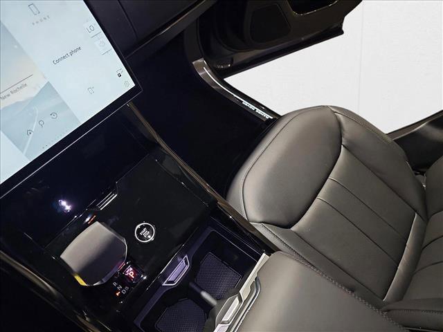 Photo of 2025 Varesine Blue Metallic Land Rover Range Rover Sport
