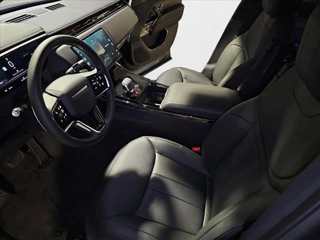 Photo of 2025 Varesine Blue Metallic Land Rover Range Rover Sport