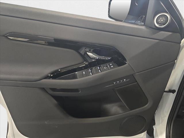 Photo of 2026 Fuji White Land Rover Range Rover Evoque