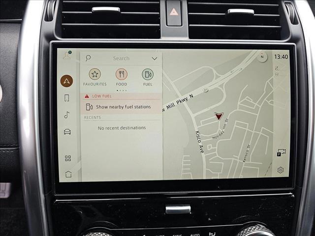 Photo of 2025 Santorini Black Metallic Land Rover Discovery