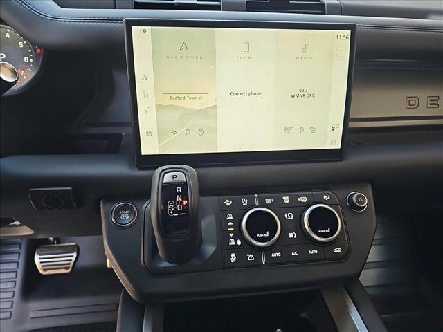 Photo of 2025 Sedona Red Metallic Land Rover Defender