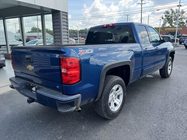 Photo of 2017 Deep Ocean Blue Metallic Chevrolet Silverado 1500