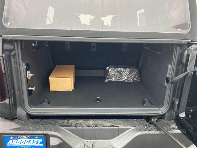 Photo of 2025 Shadow Black Ford Bronco