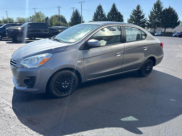 Photo of 2017 Mercury Gray Mitsubishi Mirage G4