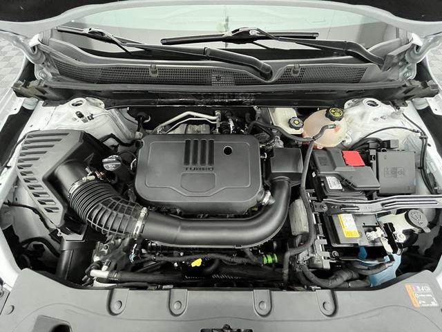 Photo of 2023 Summit White Chevrolet Blazer