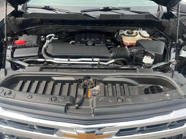 Photo of 2022 Black Chevrolet Silverado 1500
