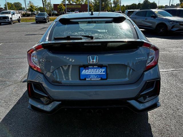 Photo of 2021 Gray Honda Civic