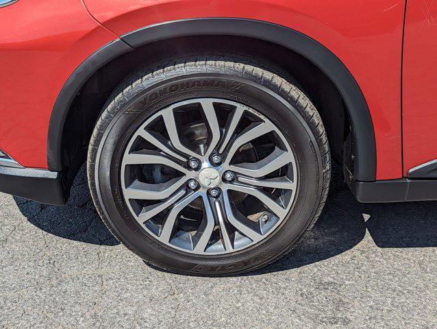 Photo of 2016 Rally Red Metallic Mitsubishi Outlander