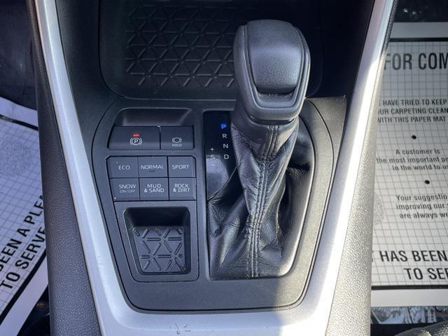 Photo of 2020 Midnight Black Metallic Toyota RAV4
